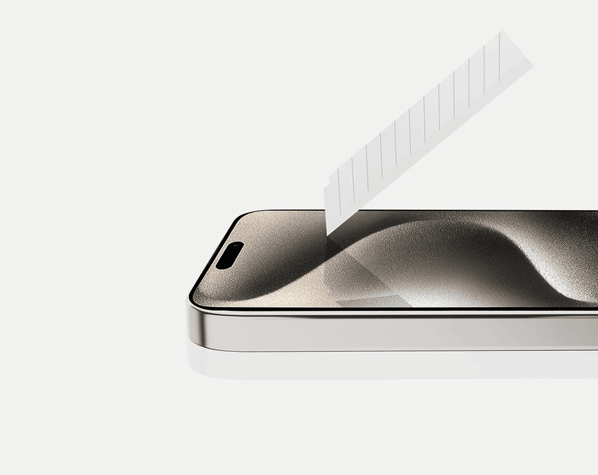 Itskins-Supreme-Glass-for-iPhone-16-Pro_03.png