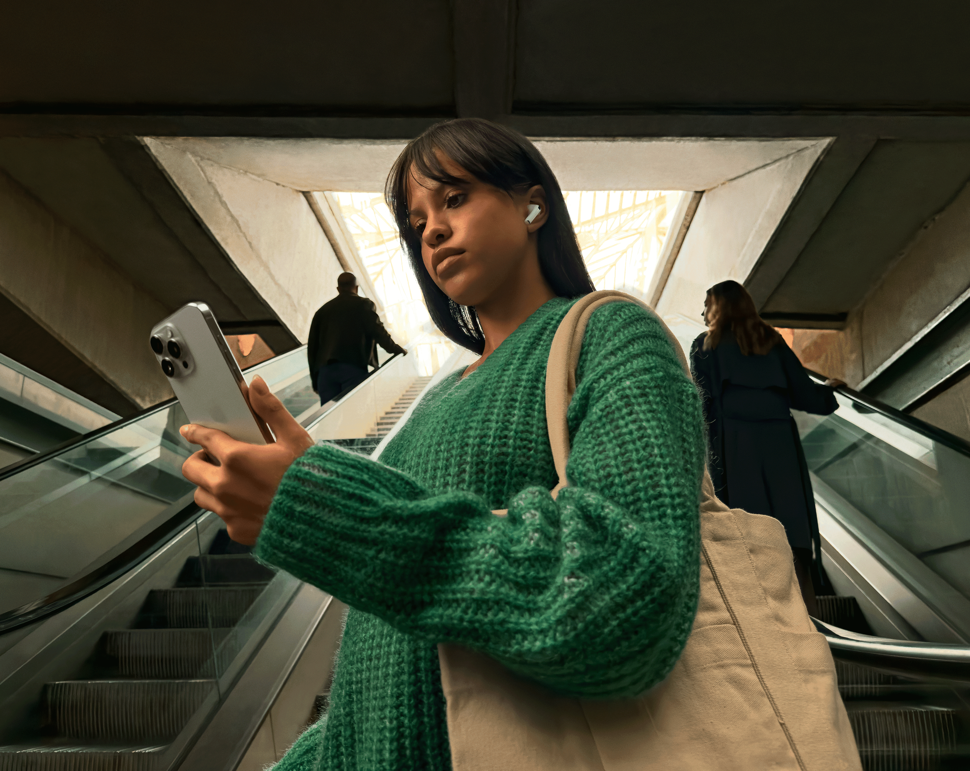 AirPods_Pro_3_PDP_Image_Position_11__LAES.png